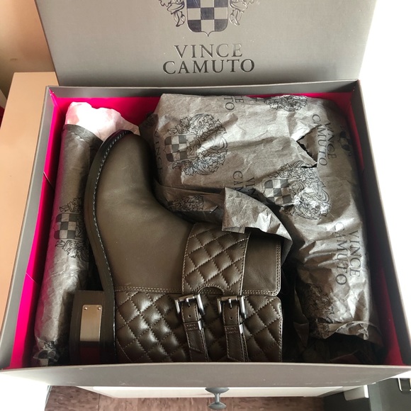 Brand New, Never Worn Before ! - Picture 3 of 7